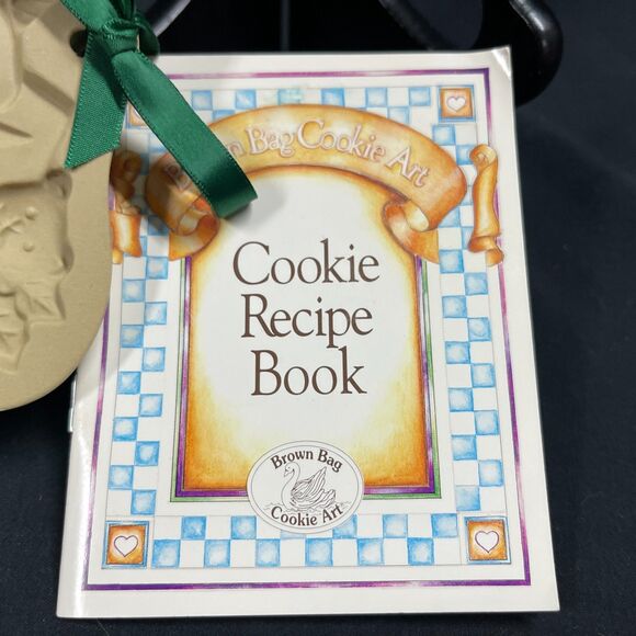Brown Bag Cookie Art Christmas Stocking Mold NWT - Picture 5 of 6